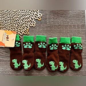 Anti slip socks for dogs NWT